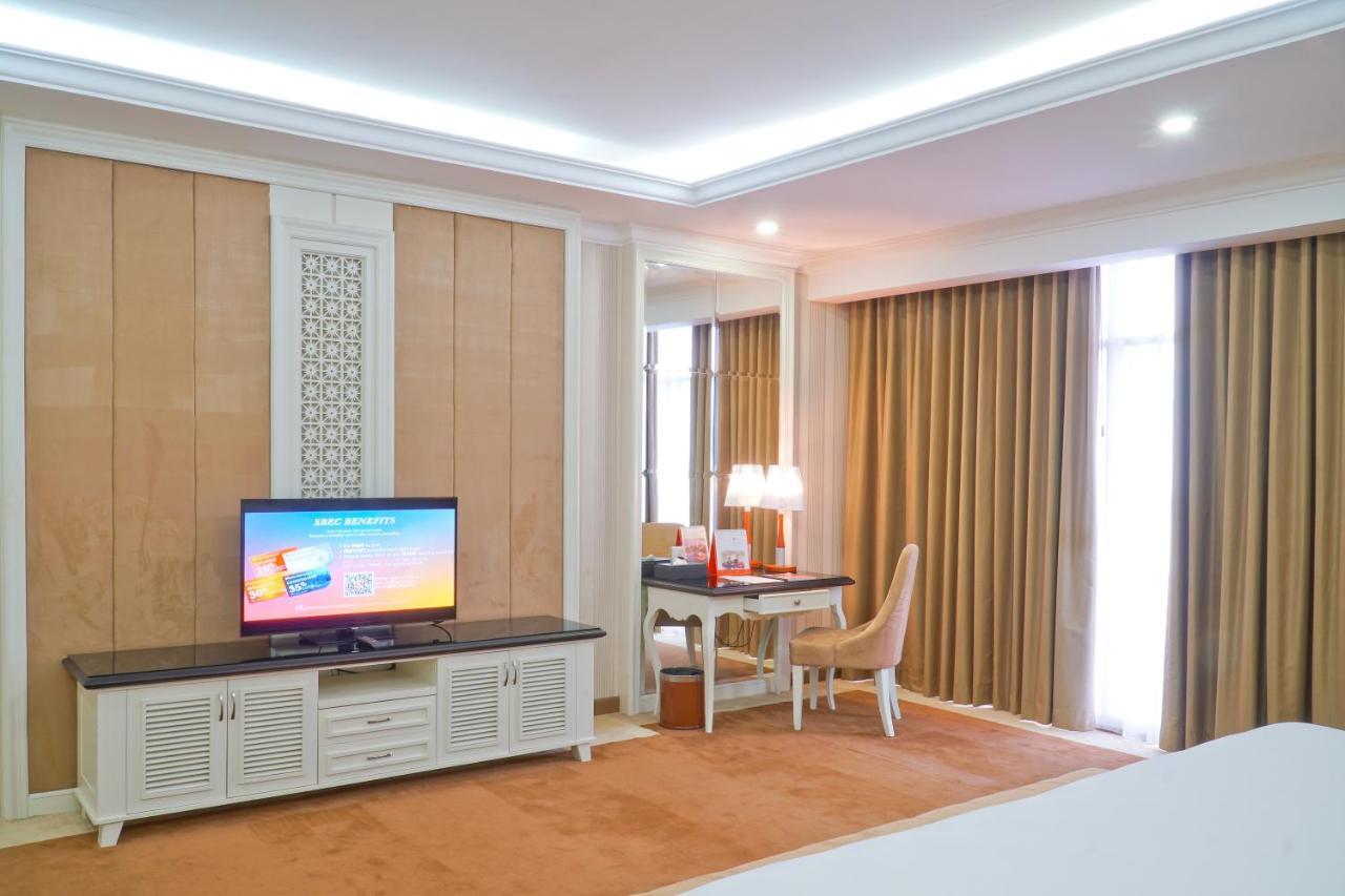 Swiss-Belhotel Lampung Bandar Lampung Dış mekan fotoğraf